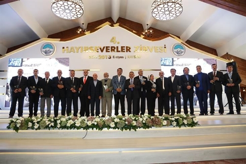 Hayirseverler Zirvesi Ödülü